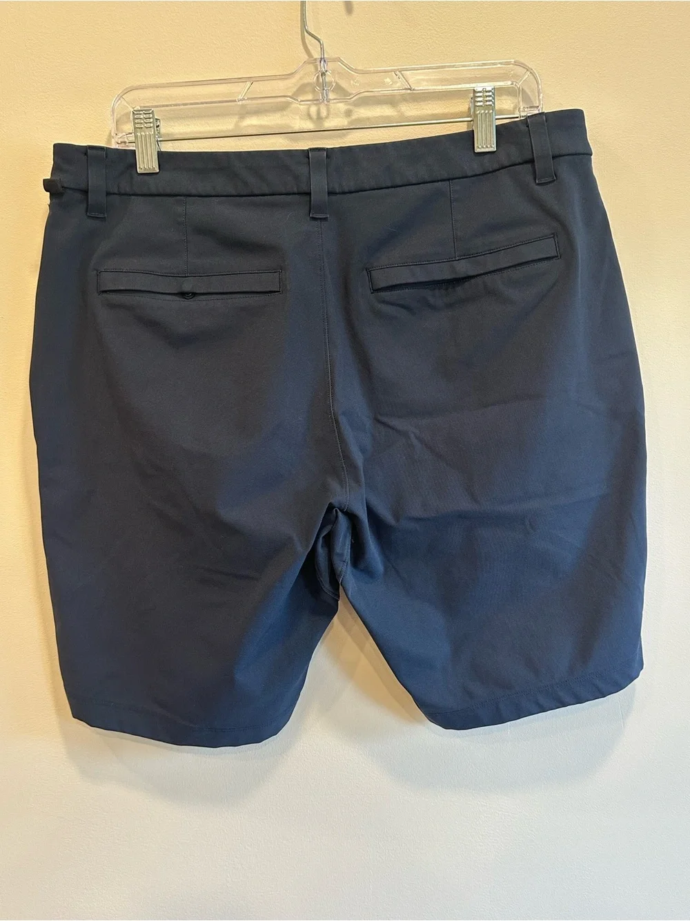 Lululemon Men’s Commission Classic-Fit Short 9